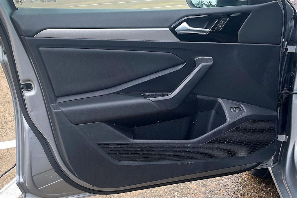 Thumbnail: 2019 Volkswagen Jetta - 24