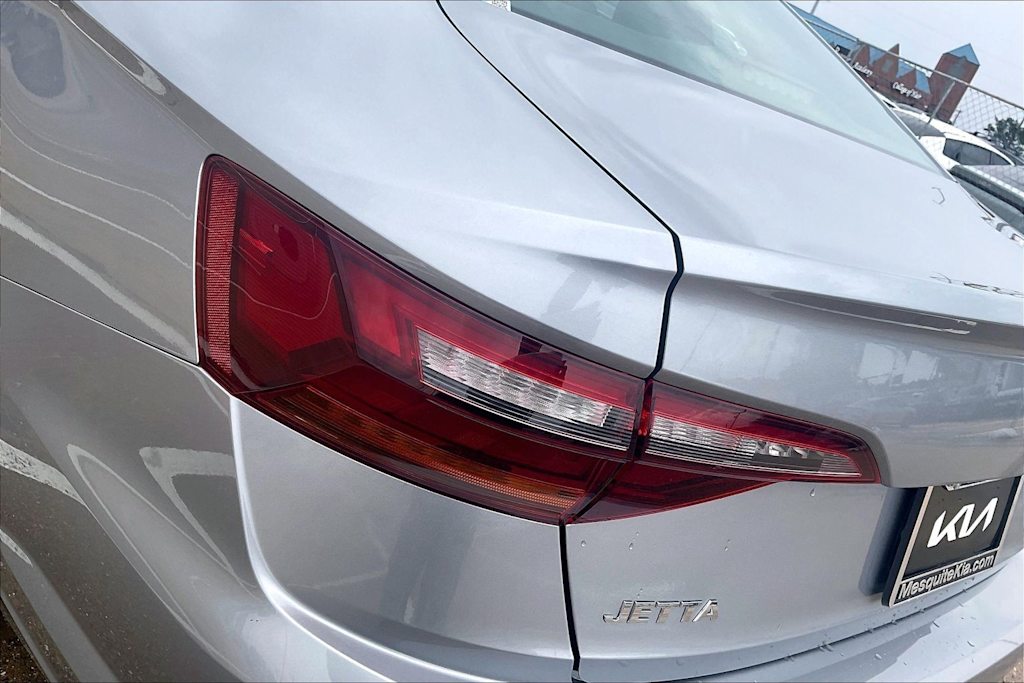 Thumbnail: 2019 Volkswagen Jetta - 29
