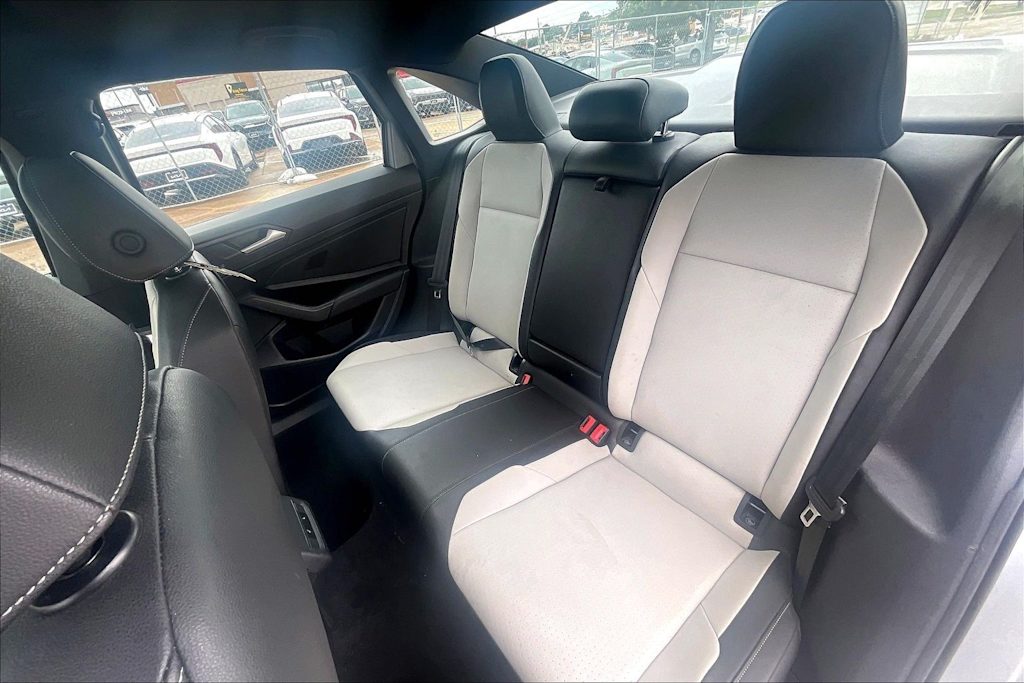 Thumbnail: 2019 Volkswagen Jetta - 26