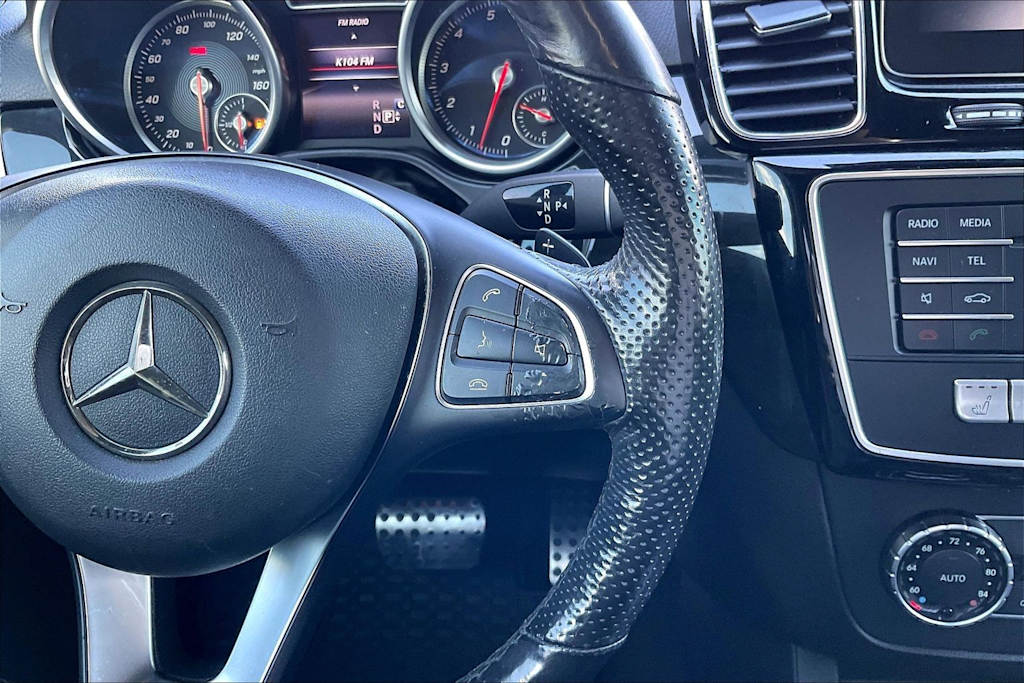 Thumbnail: 2017 Mercedes-Benz GLE - 25