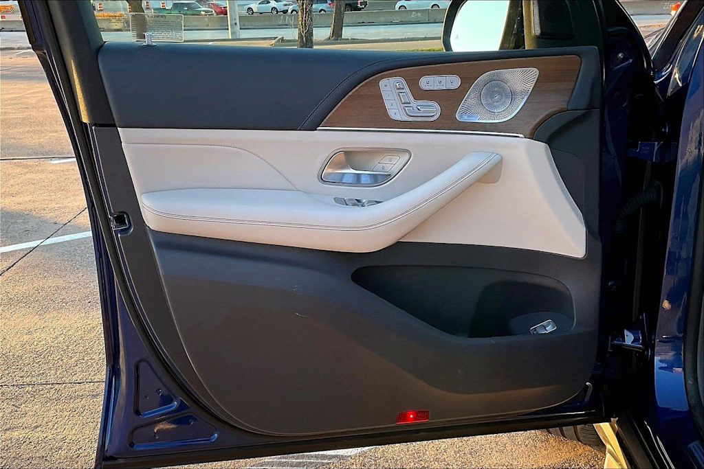 Thumbnail: 2020 Mercedes-Benz GLE - 27