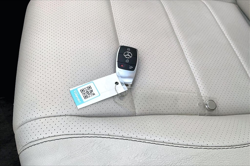 Thumbnail: 2020 Mercedes-Benz GLE - 17