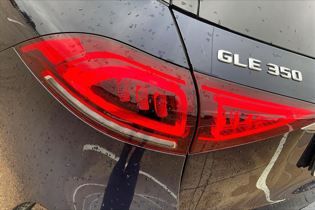 Thumbnail: 2022 Mercedes-Benz GLE - 30