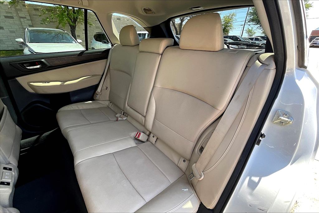 2019 Subaru Outback Limited 29