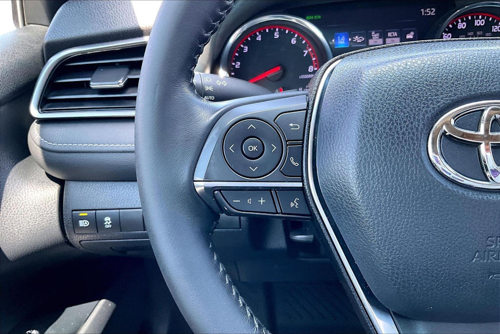 Thumbnail: 2019 Toyota Camry - 23