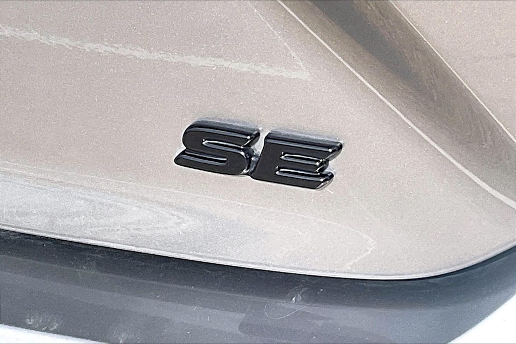 Thumbnail: 2025 Toyota Camry - 7