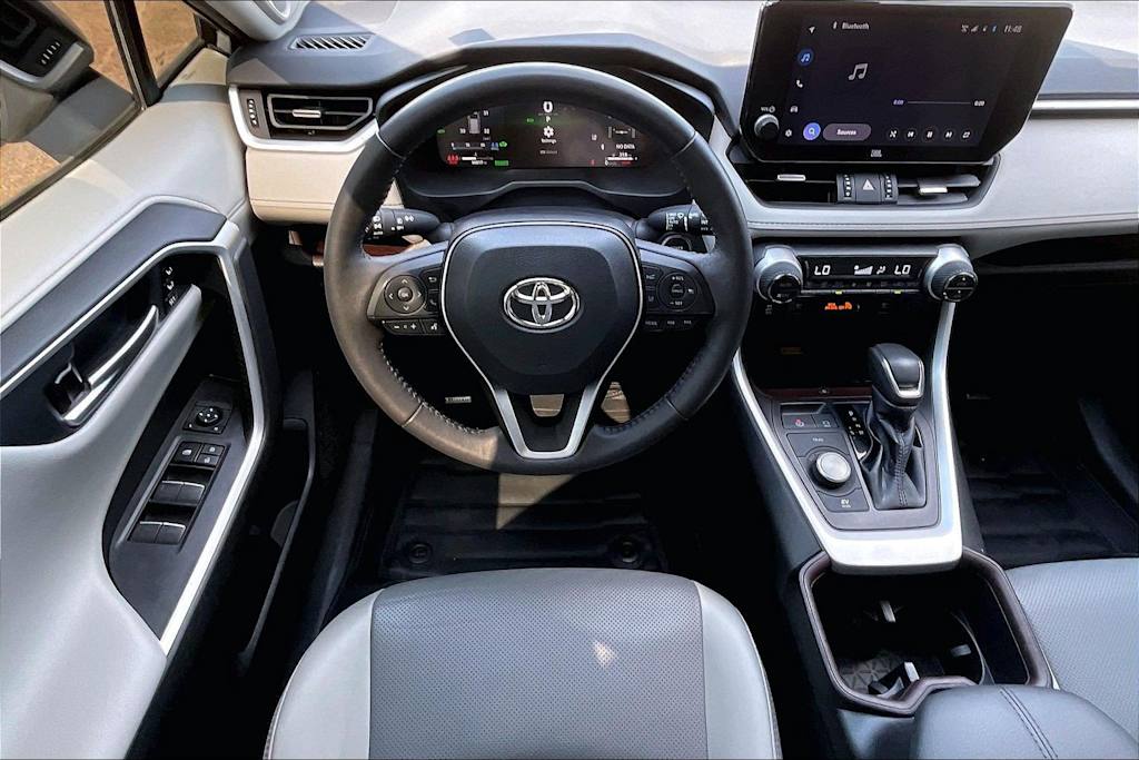 Thumbnail: 2023 Toyota RAV4 - 9