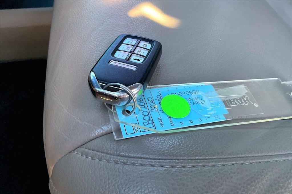 Thumbnail: 2020 Honda Odyssey - 18