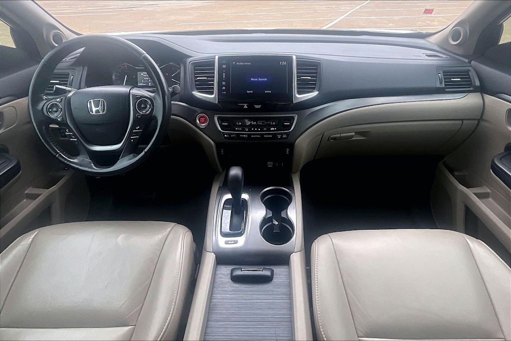 Thumbnail: 2016 Honda Pilot - 9