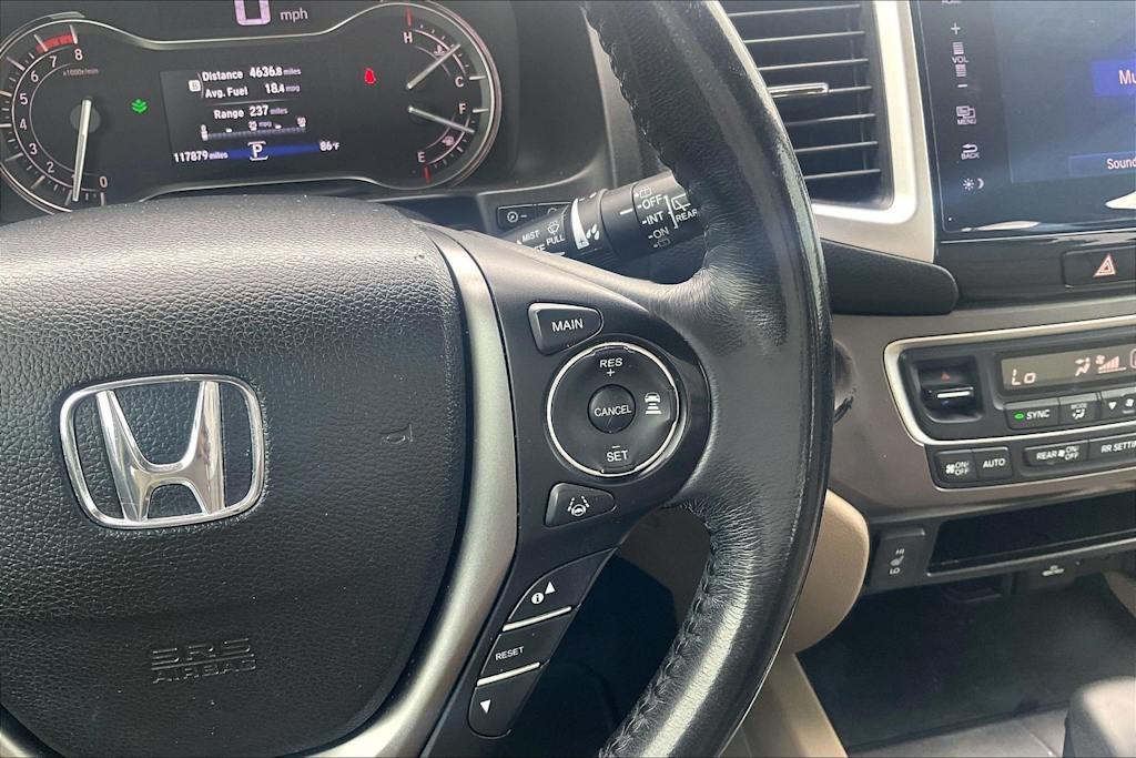 Thumbnail: 2016 Honda Pilot - 23