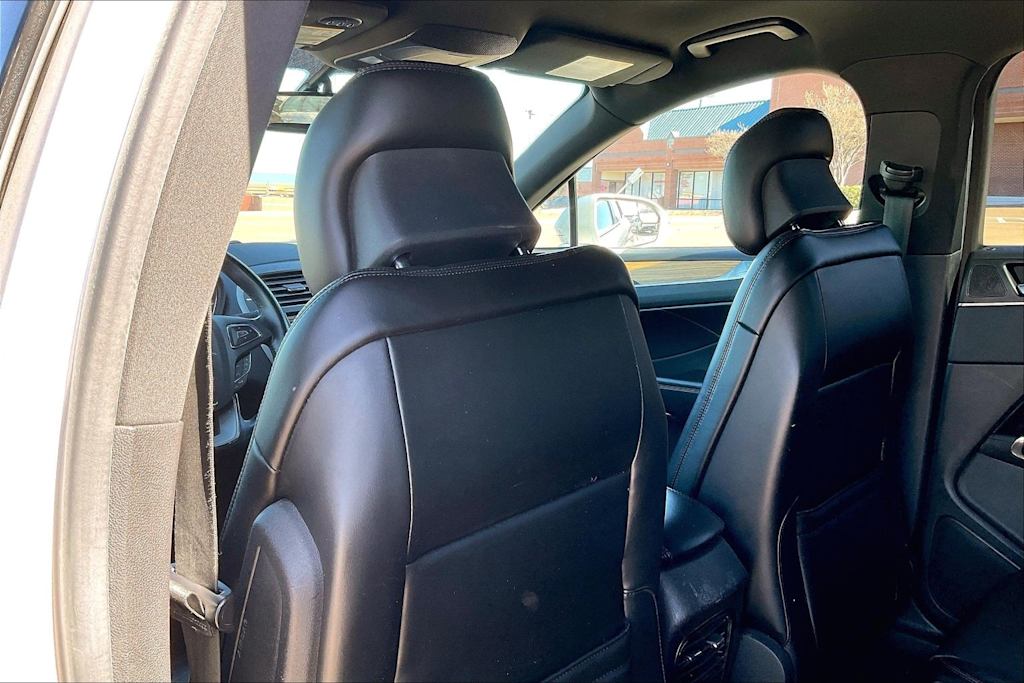 Thumbnail: 2015 Lincoln MKC - 12