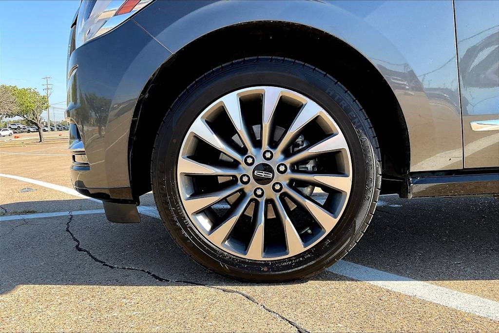 Thumbnail: 2018 Lincoln Navigator - 7