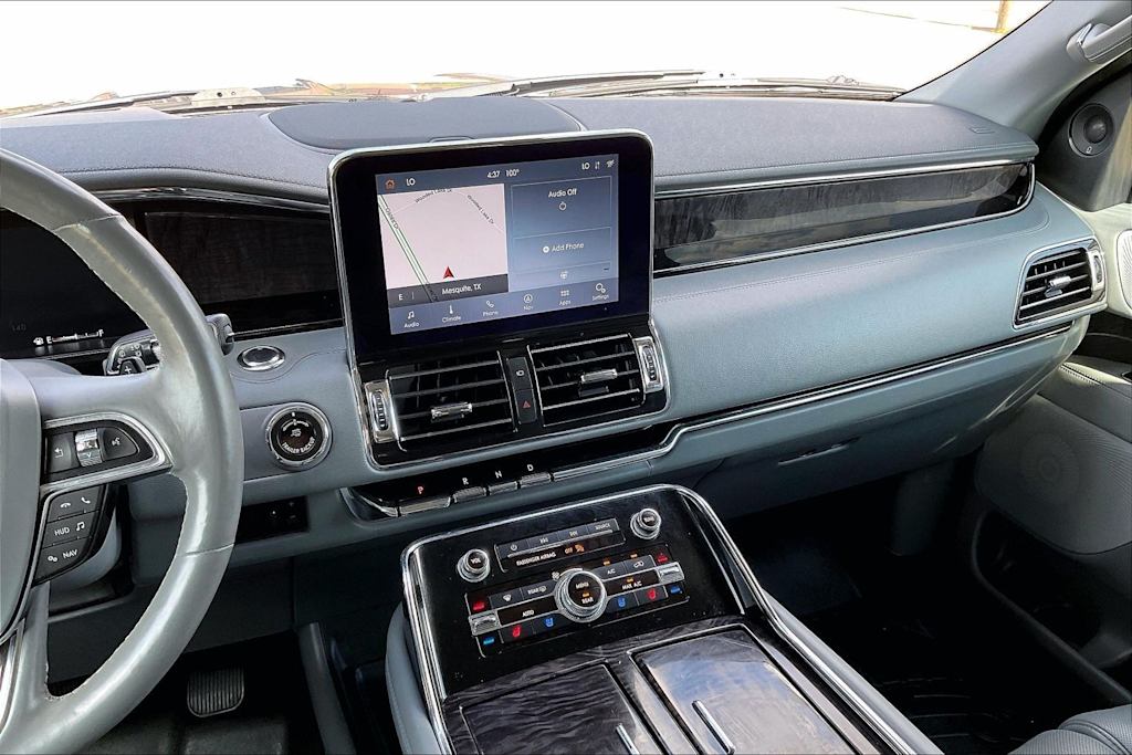 Thumbnail: 2020 Lincoln Navigator L - 13
