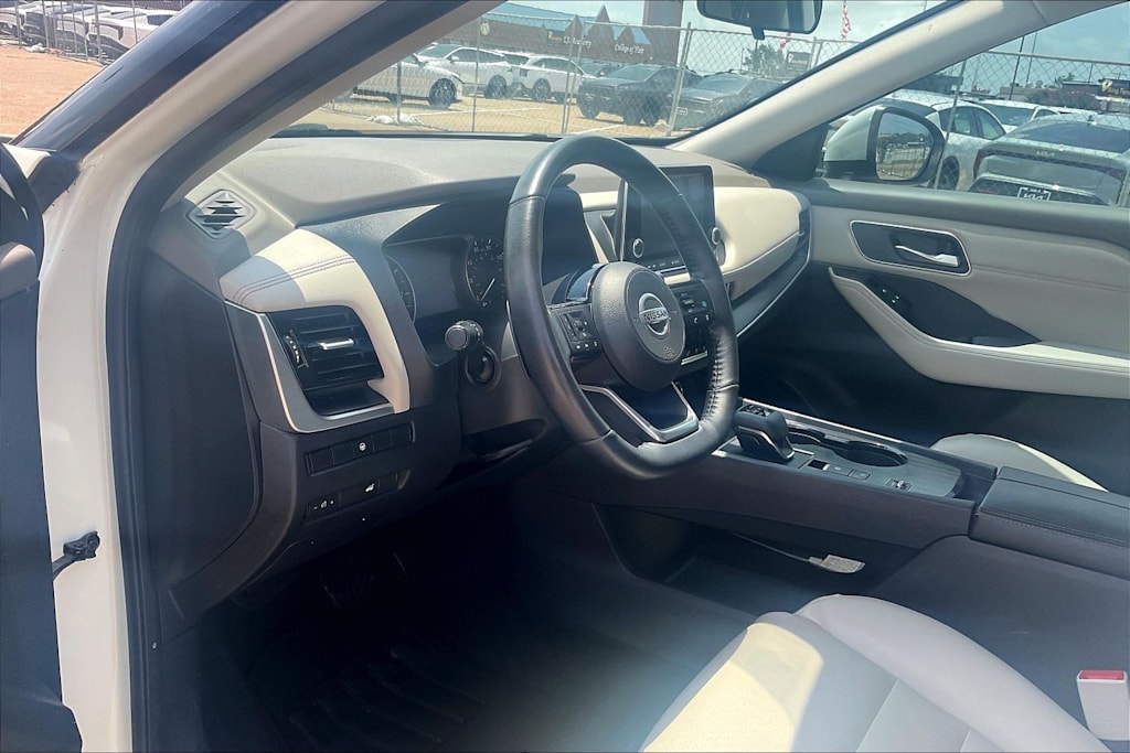 Thumbnail: 2021 Nissan Rogue - 2