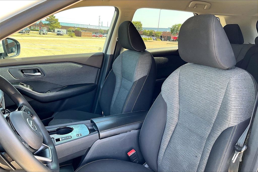 Thumbnail: 2021 Nissan Rogue - 11