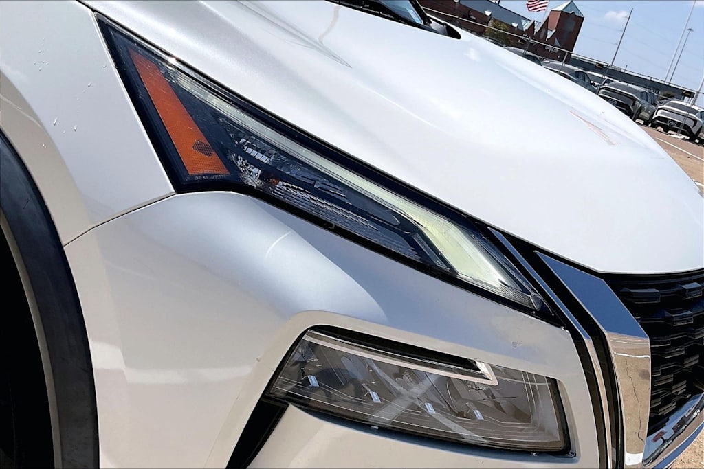 Thumbnail: 2021 Nissan Rogue - 30