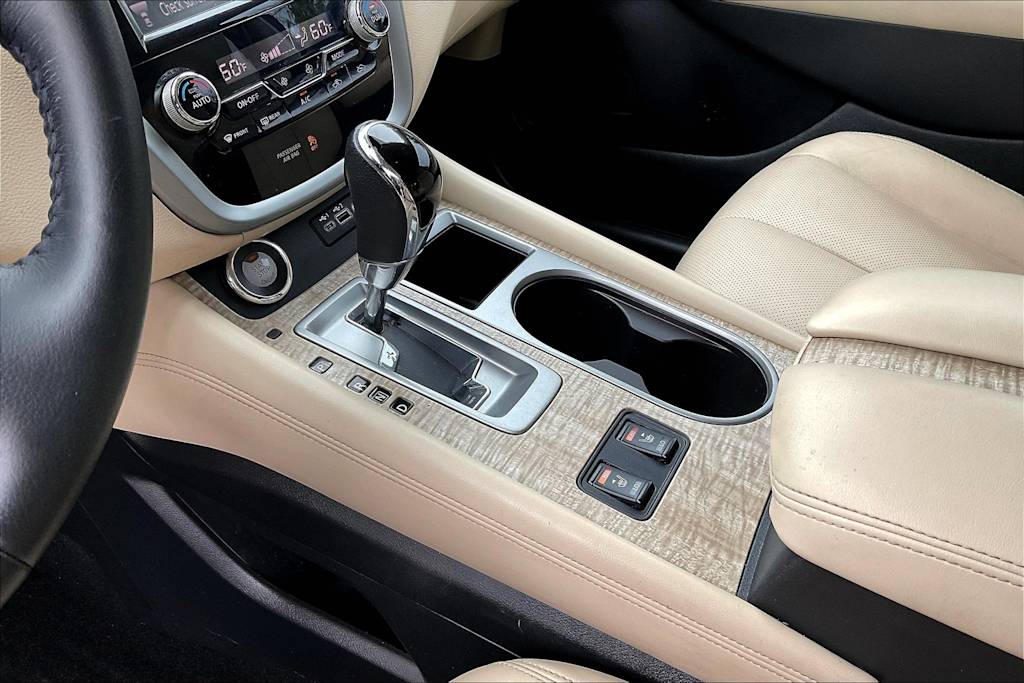 2020 Nissan Murano SL 16