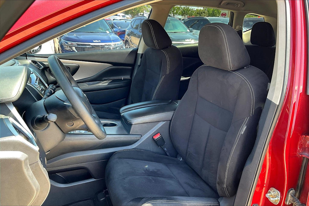 Thumbnail: 2019 Nissan Murano - 10