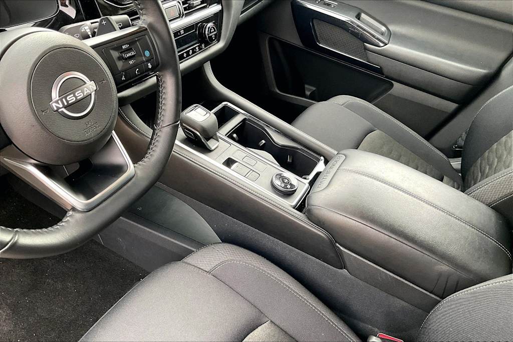 Thumbnail: 2025 Nissan Pathfinder - 14