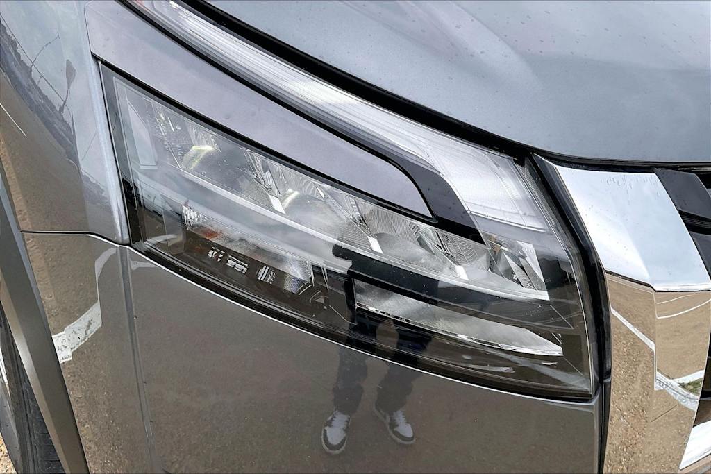 Thumbnail: 2025 Nissan Pathfinder - 29
