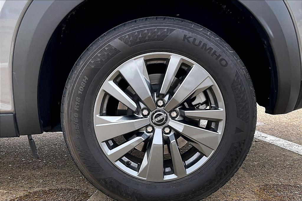 Thumbnail: 2025 Nissan Pathfinder - 8