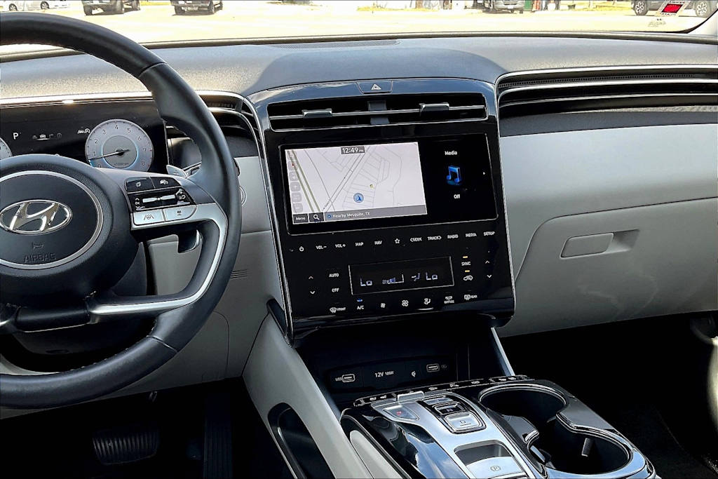 Thumbnail: 2022 Hyundai Tucson - 14