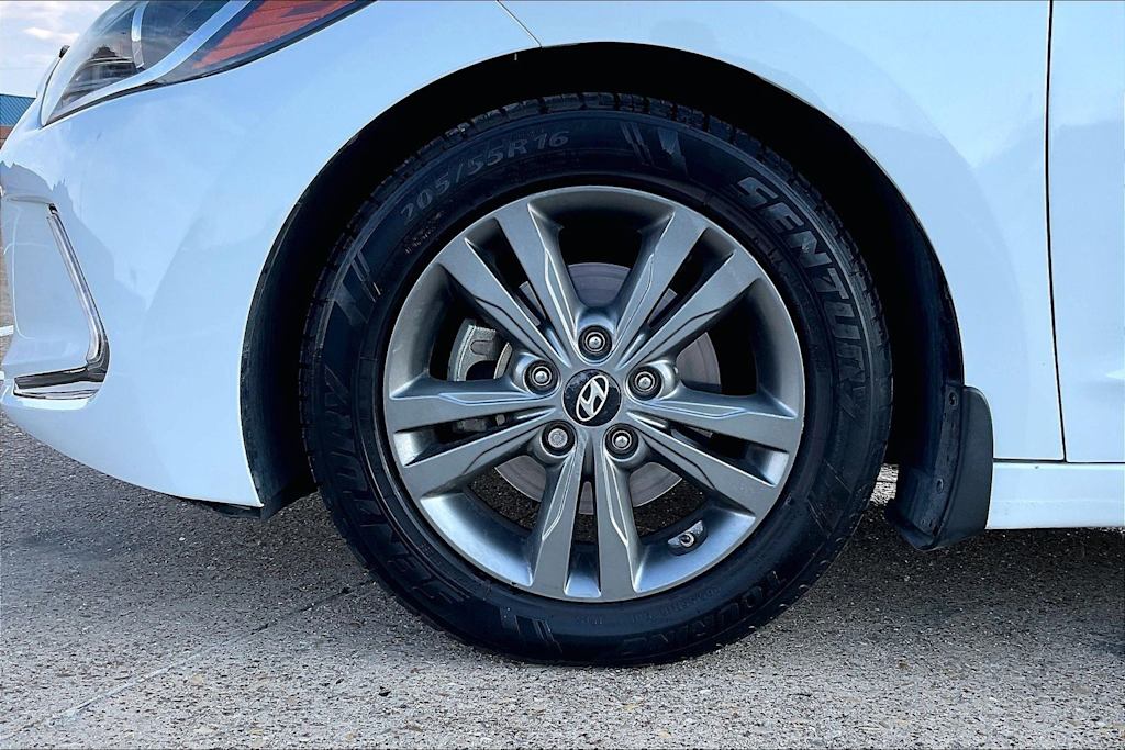 Thumbnail: 2018 Hyundai Elantra - 7