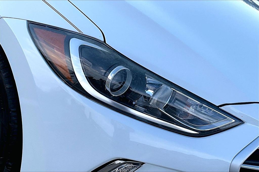 Thumbnail: 2018 Hyundai Elantra - 29
