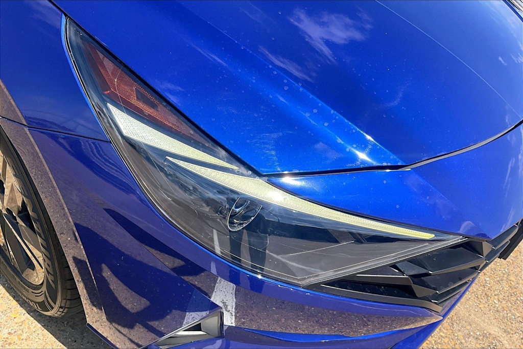 Thumbnail: 2022 Hyundai Elantra - 27