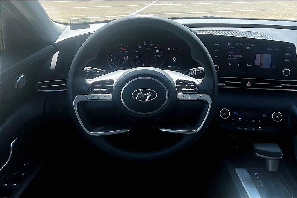 Thumbnail: 2022 Hyundai Elantra - 13
