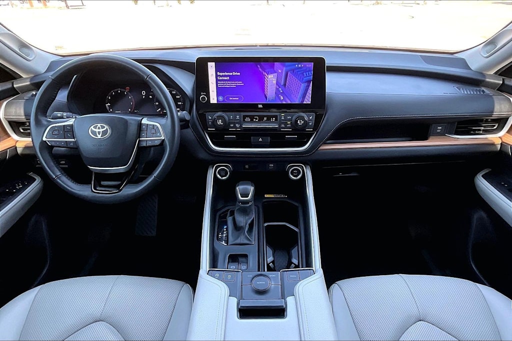 Thumbnail: 2025 Toyota Grand Highlander - 10
