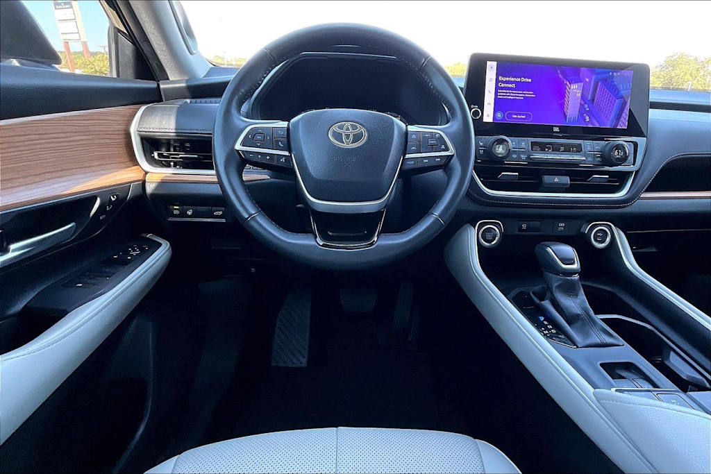 Thumbnail: 2025 Toyota Grand Highlander - 14