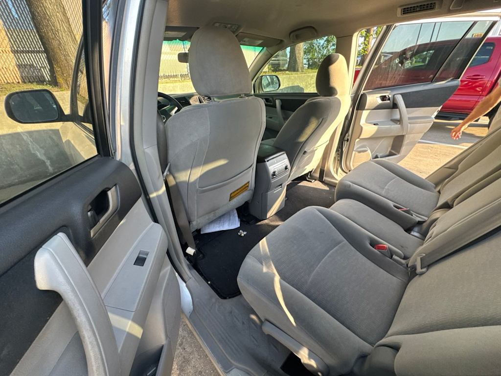 Thumbnail: 2011 Toyota Highlander - 6