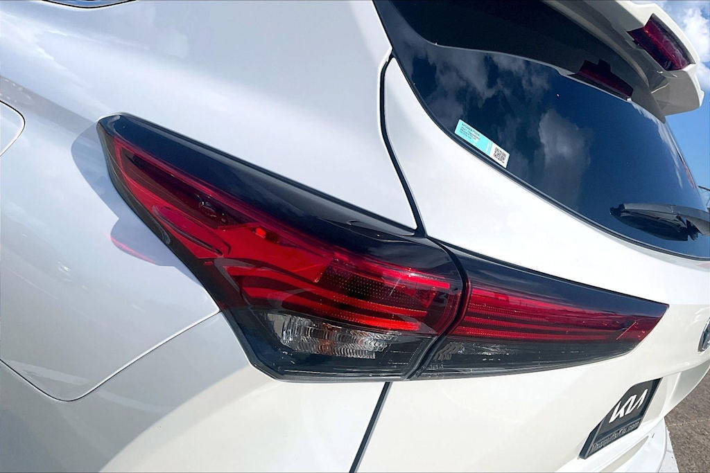 Thumbnail: 2021 Toyota Highlander - 30