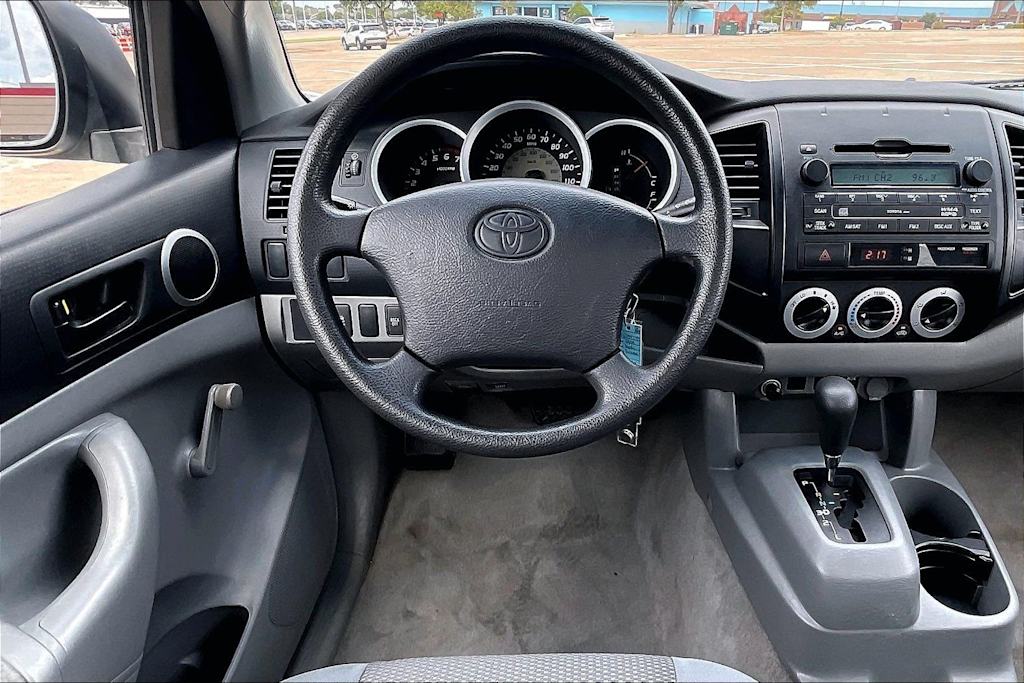 Thumbnail: 2009 Toyota Tacoma - 12