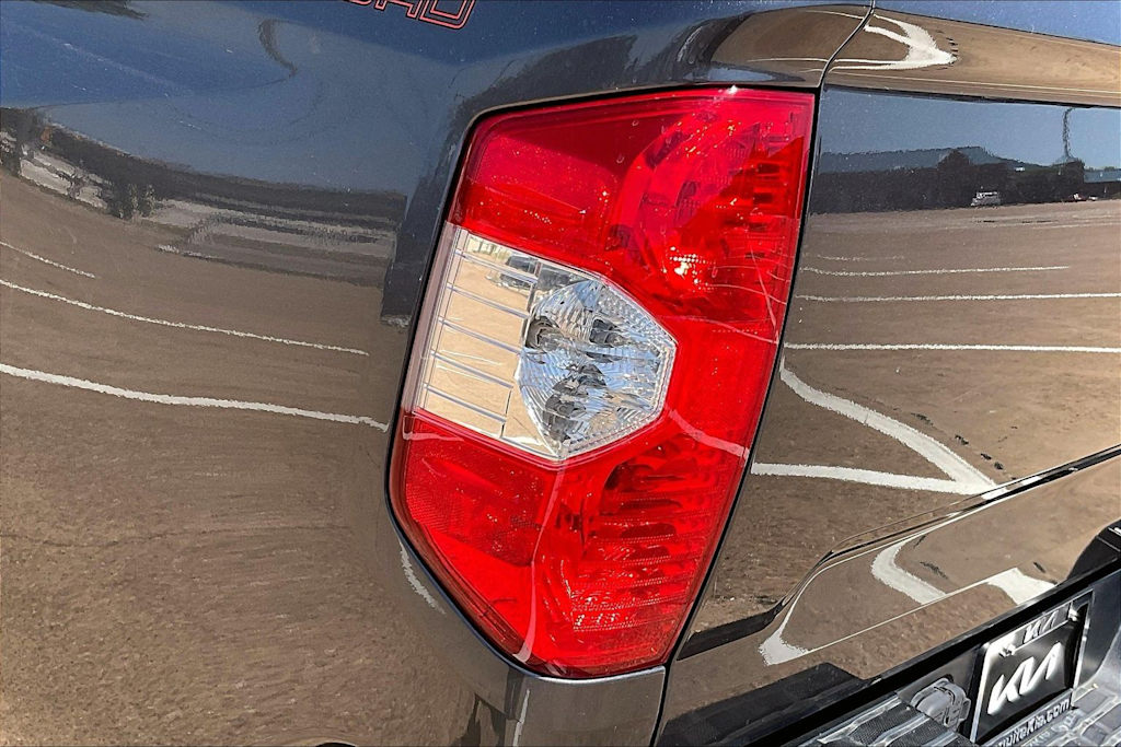 Thumbnail: 2021 Toyota Tundra - 30