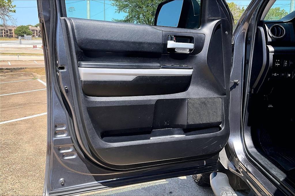 Thumbnail: 2021 Toyota Tundra - 27