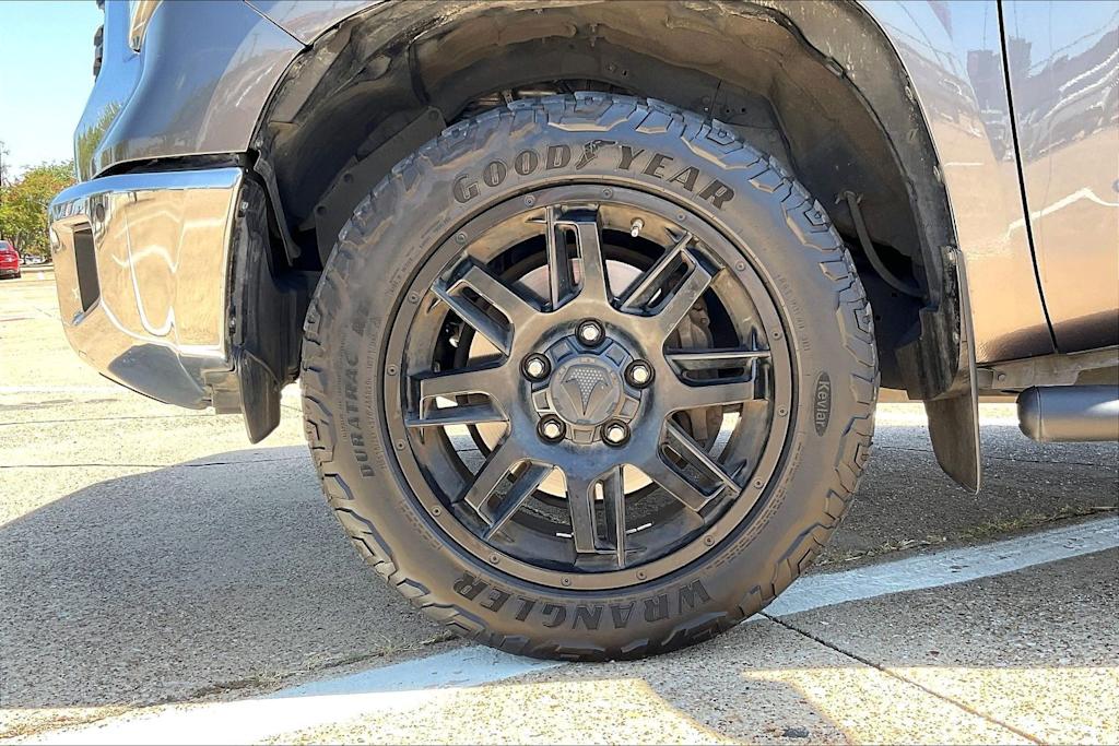 Thumbnail: 2021 Toyota Tundra - 8