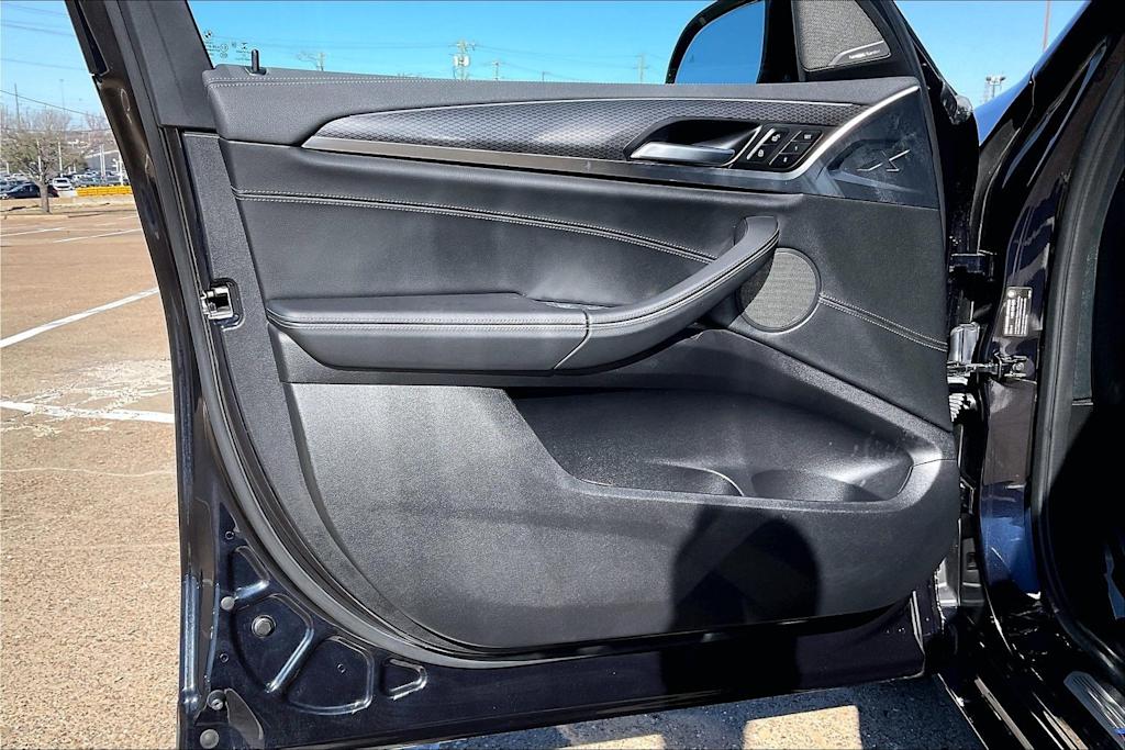 Thumbnail: 2022 BMW X3 - 28