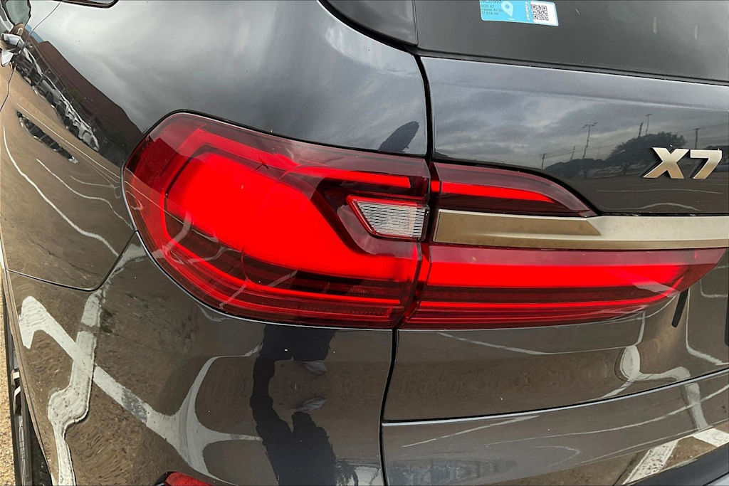 Thumbnail: 2020 BMW X7 - 32