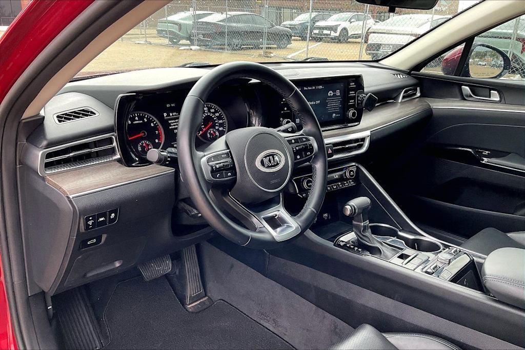 Thumbnail: 2021 Kia K5 - 2