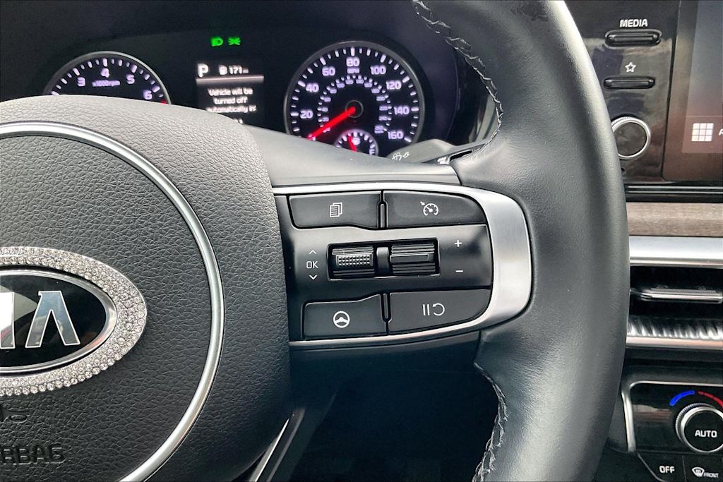 Thumbnail: 2021 Kia K5 - 25