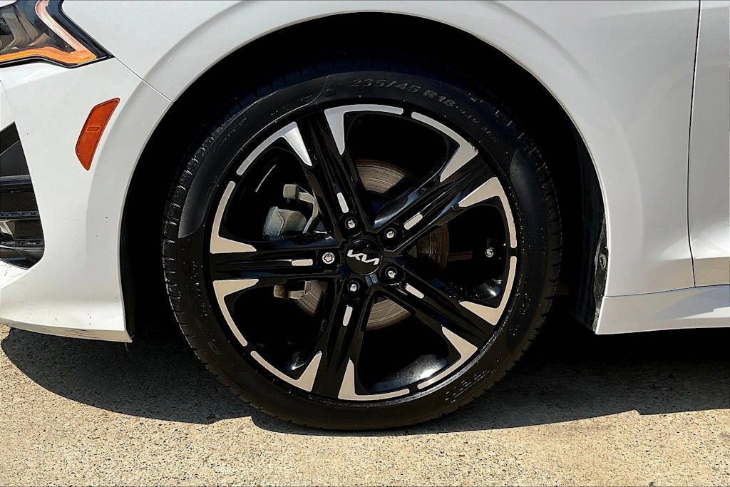 Thumbnail: 2022 Kia K5 - 8