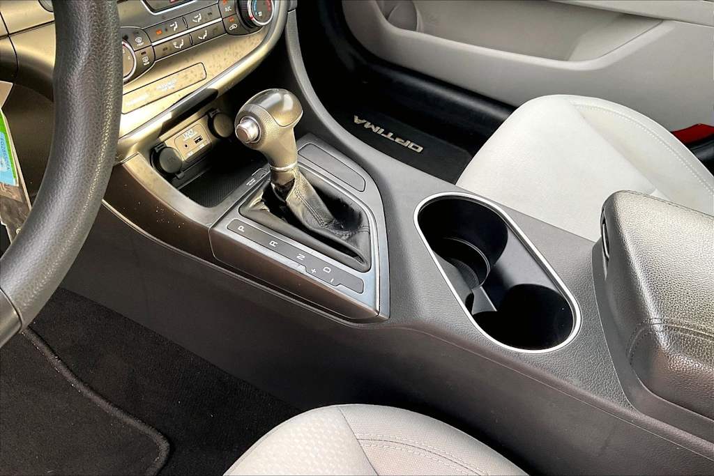 Thumbnail: 2014 Kia Optima - 16