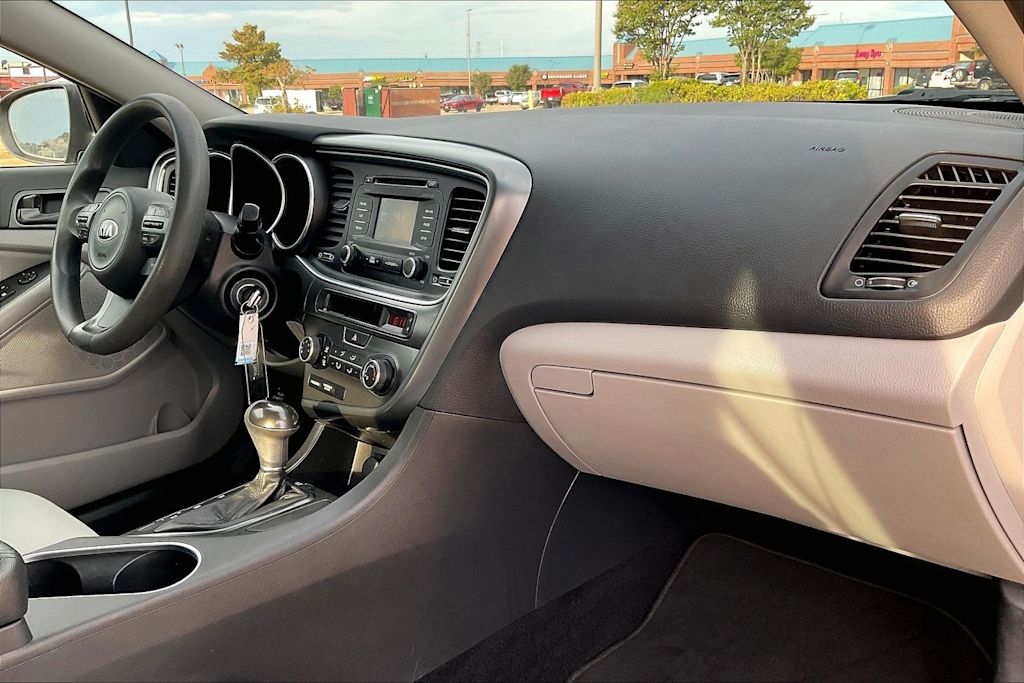 Thumbnail: 2014 Kia Optima - 14