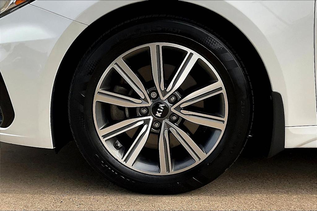 Thumbnail: 2020 Kia Optima - 8