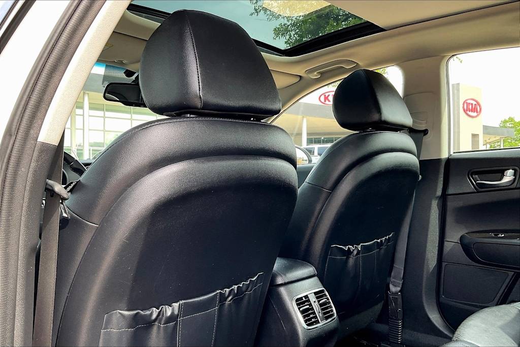 Thumbnail: 2020 Kia Optima - 12