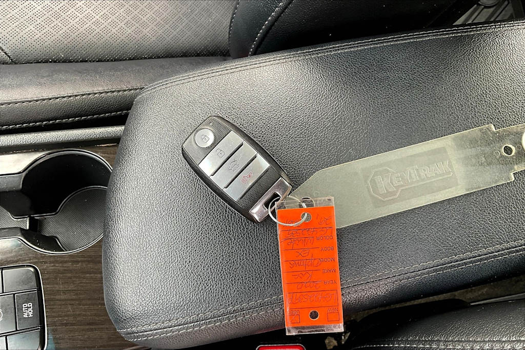 Thumbnail: 2020 Kia Optima - 19