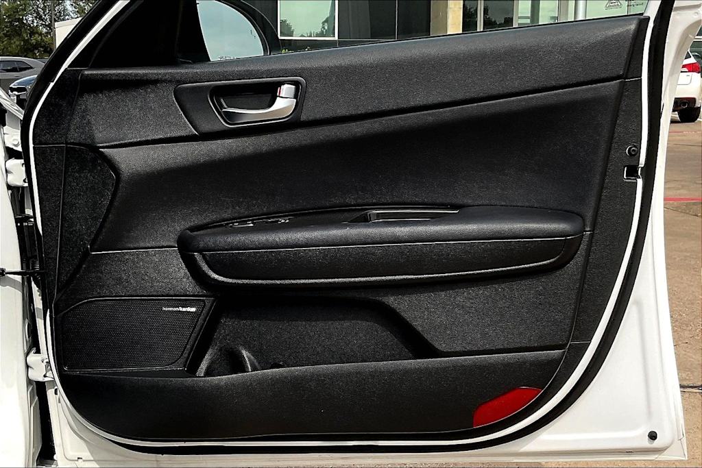 Thumbnail: 2020 Kia Optima - 29