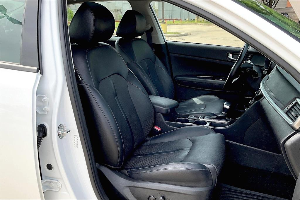 Thumbnail: 2020 Kia Optima - 21